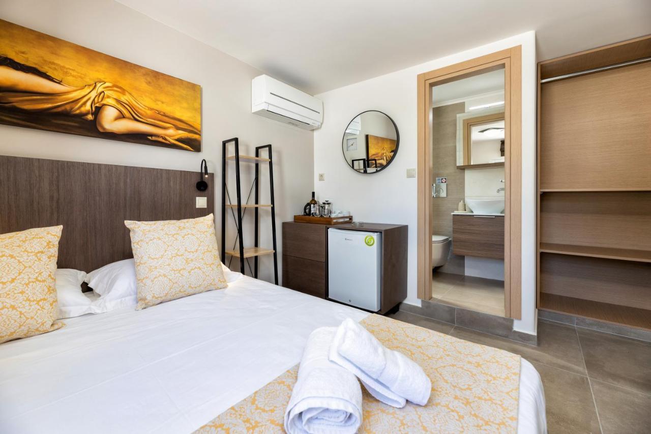 Room With Sea View ปาริเกีย ภายนอก รูปภาพ